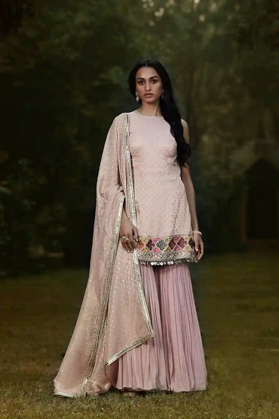 Shimmering splendor celebration set