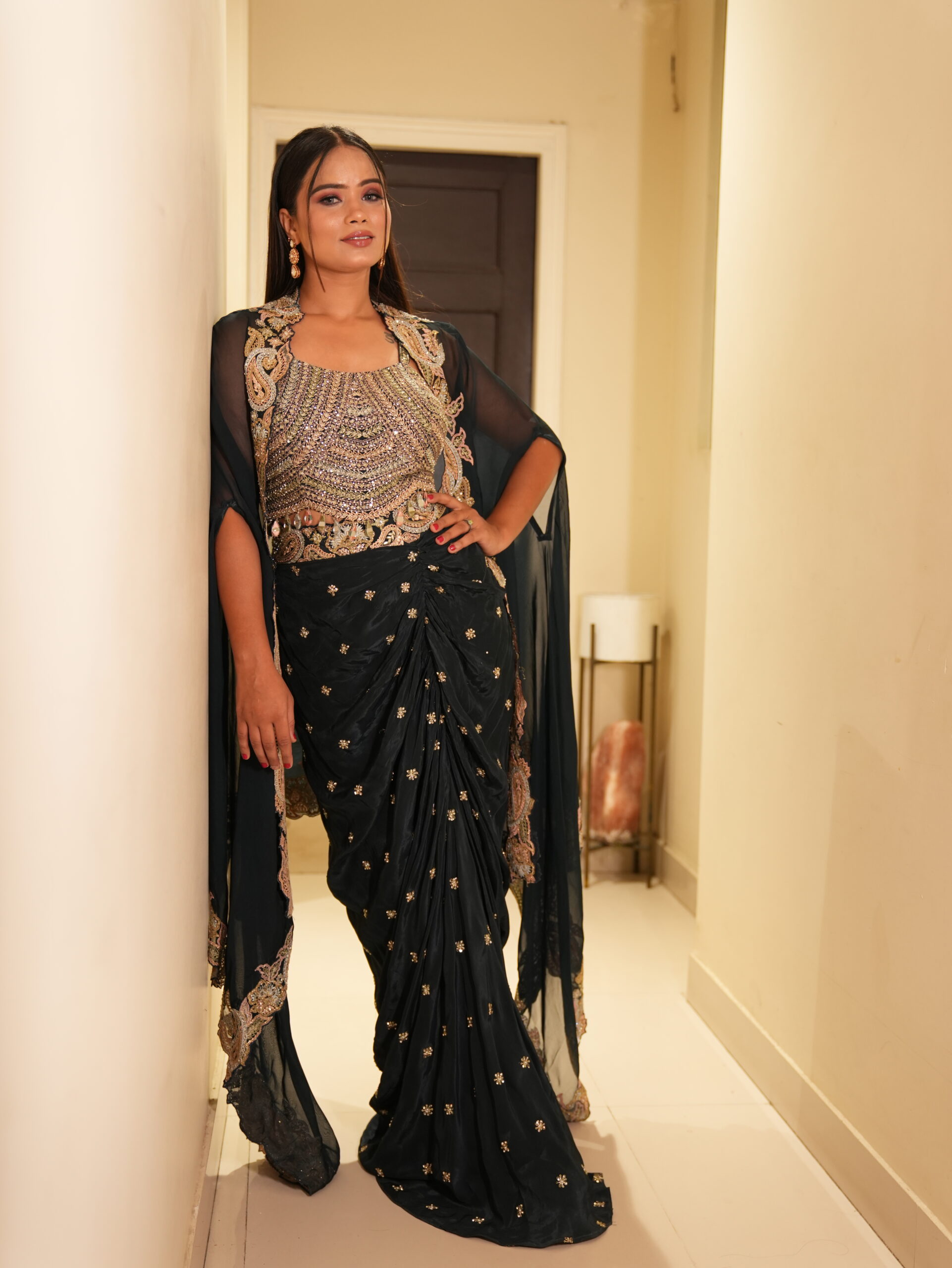 Shadow Gleam Drape Set